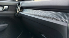 Volvo Xc40 2.0 B4P Plus Dark 5dr AWD Auto Petrol Estate